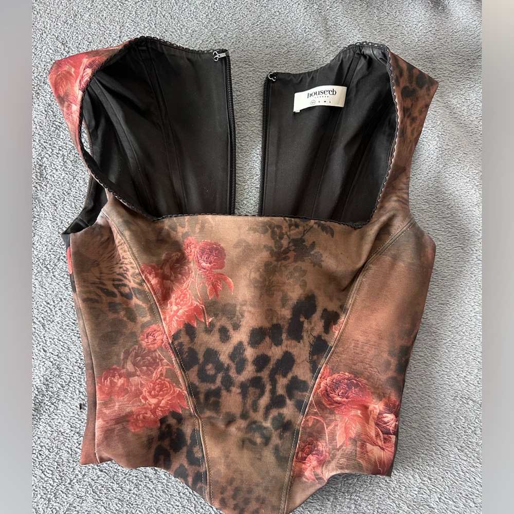 House of CB Corset - Picture 2 of 4